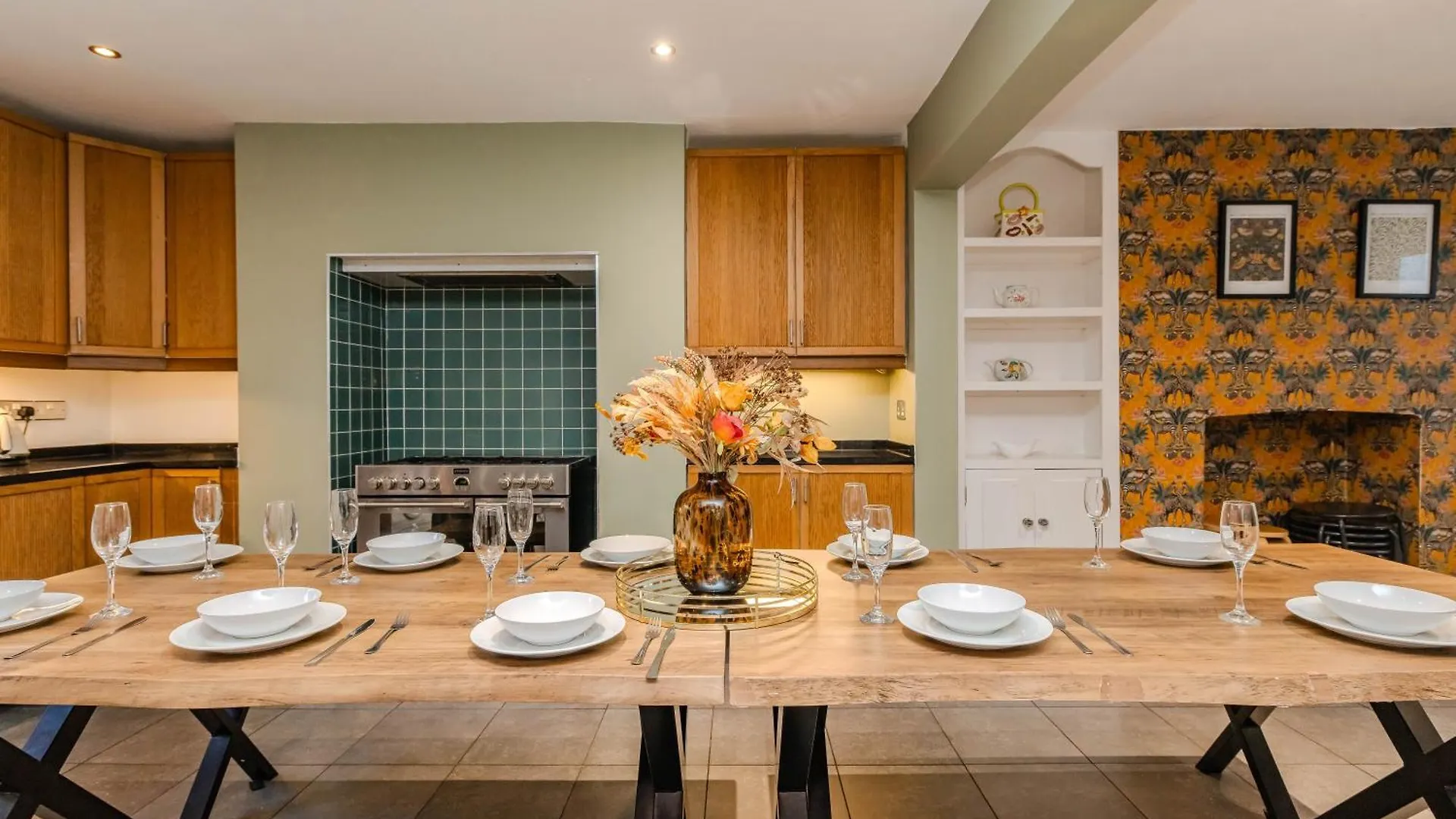 Large Family Home L 5-Bedroom With Patio L Heart Of Kemptown Брайтонн