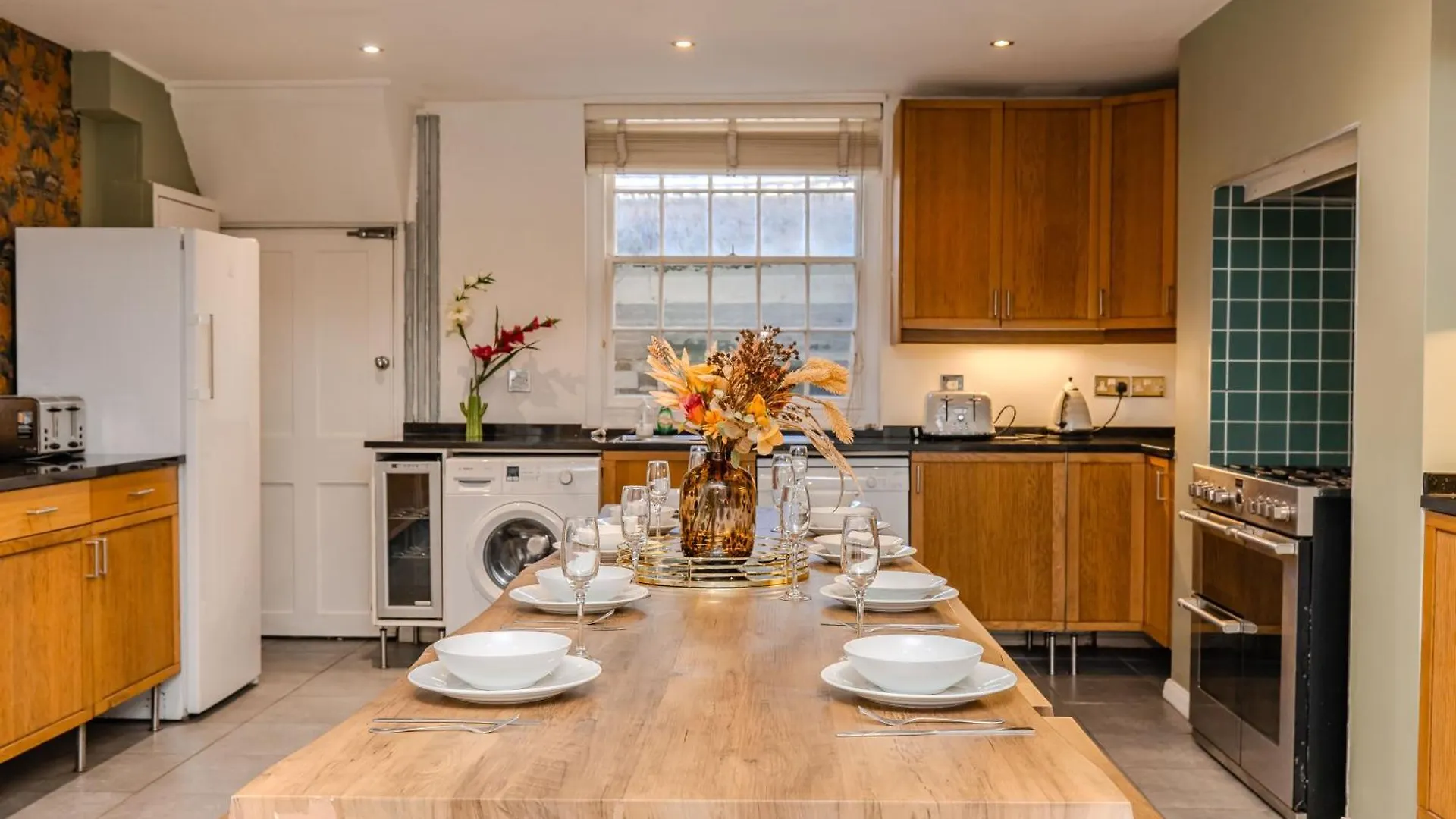 Large Family Home L 5-Bedroom With Patio L Heart Of Kemptown Брайтонн