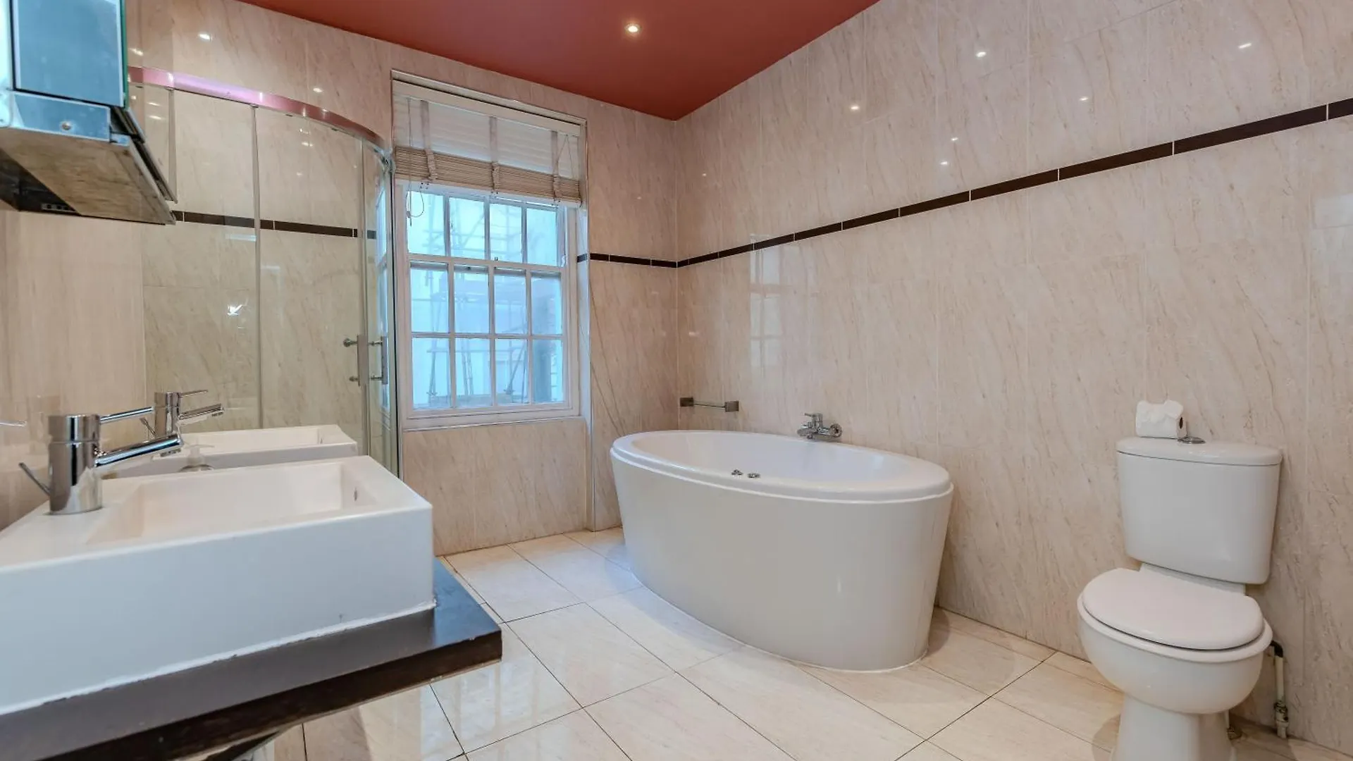 Large Family Home L 5-Bedroom With Patio L Heart Of Kemptown Брайтонн
